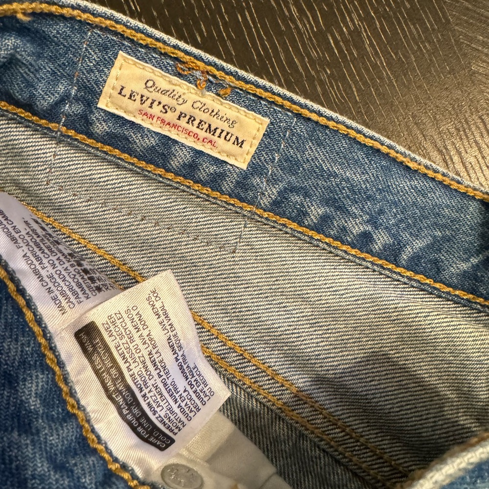 Levi’s 501 Premium shorts Anthropologie Ripped Cutoff Denim shorts button fly 27 - Picture 7 of 9